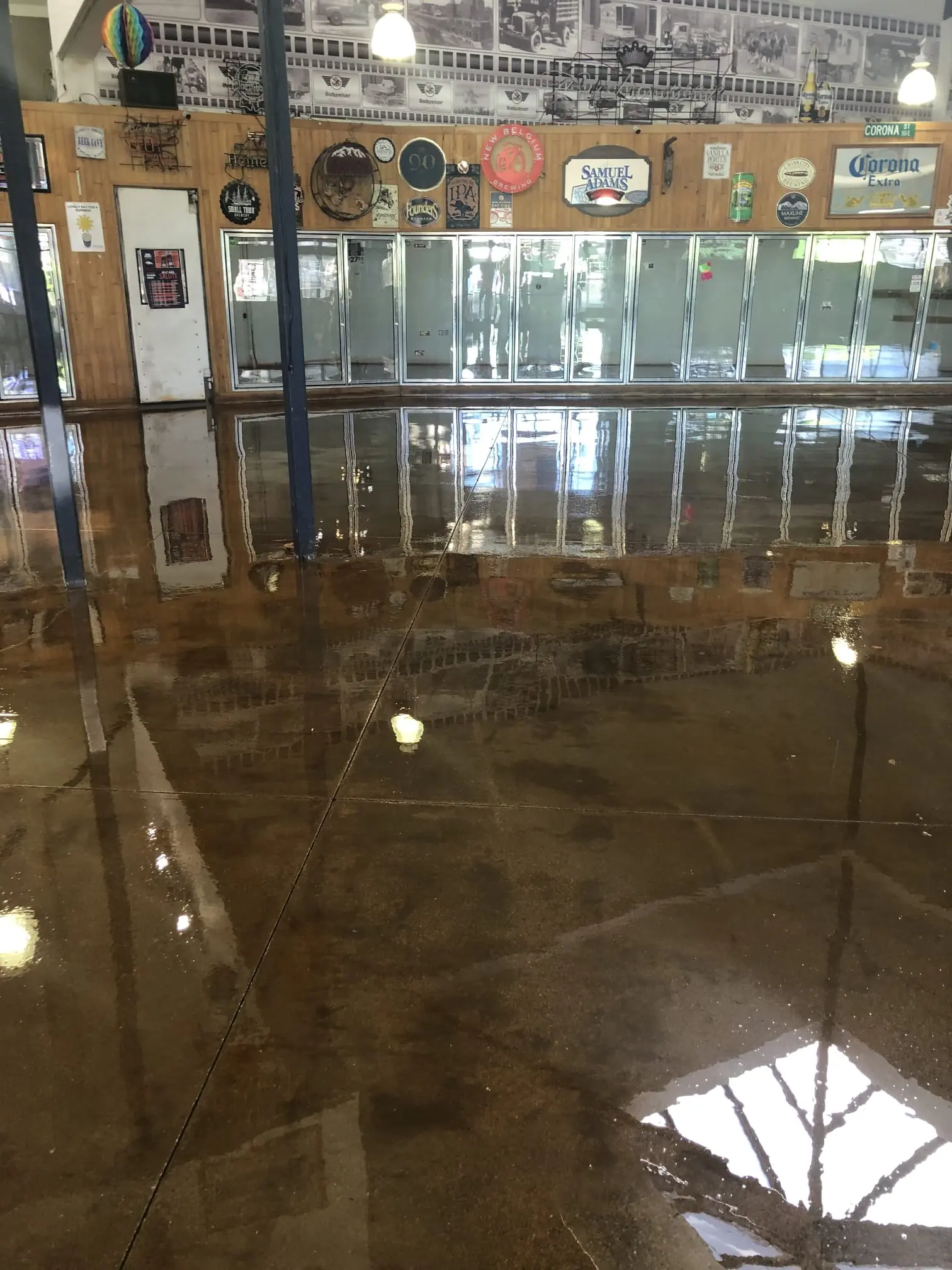 Seamless epoxy floor meeting health code requirements in Denver restaurant